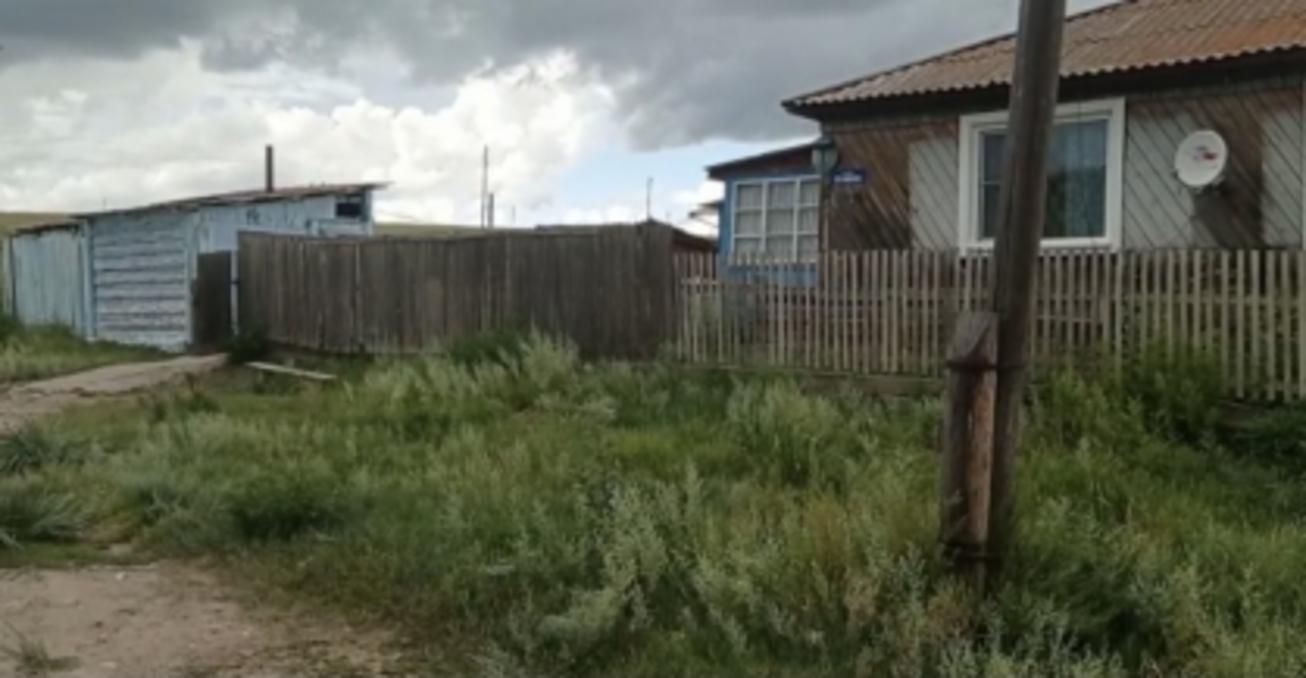 Тільки вийшов з в'язниці: У Росії чоловік перерізав всю сім'ю