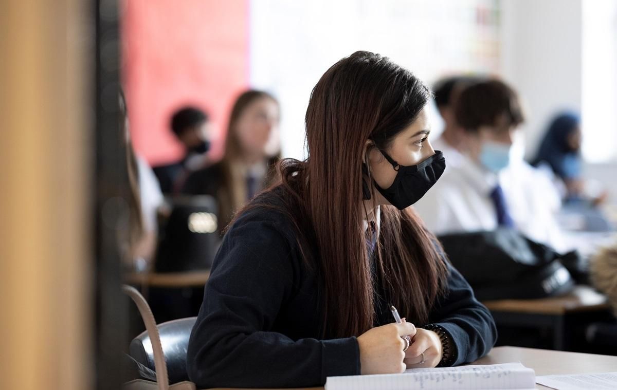 Іспити з володіння державною мовою будуть проводити у вишах Іспити з володіння державною мовою будуть проводити у вишах