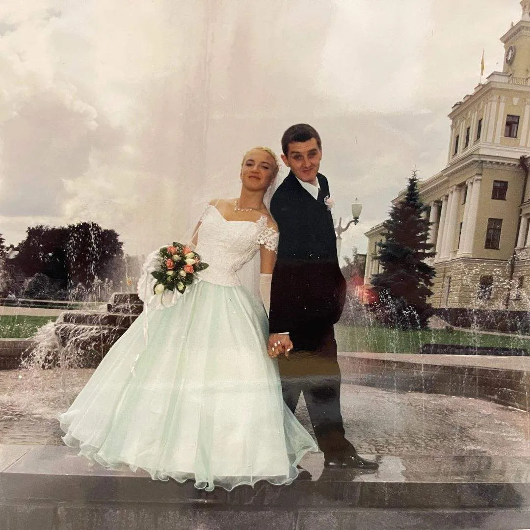 Дядя Жора та його дружна на весіллі у 2001 році Дядя Жора та його дружна на весіллі у 2001 році