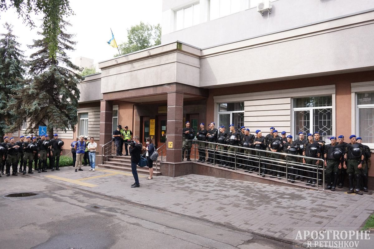 Задержание Нацкорпусу: суд избрал меру пресечения семи активистам