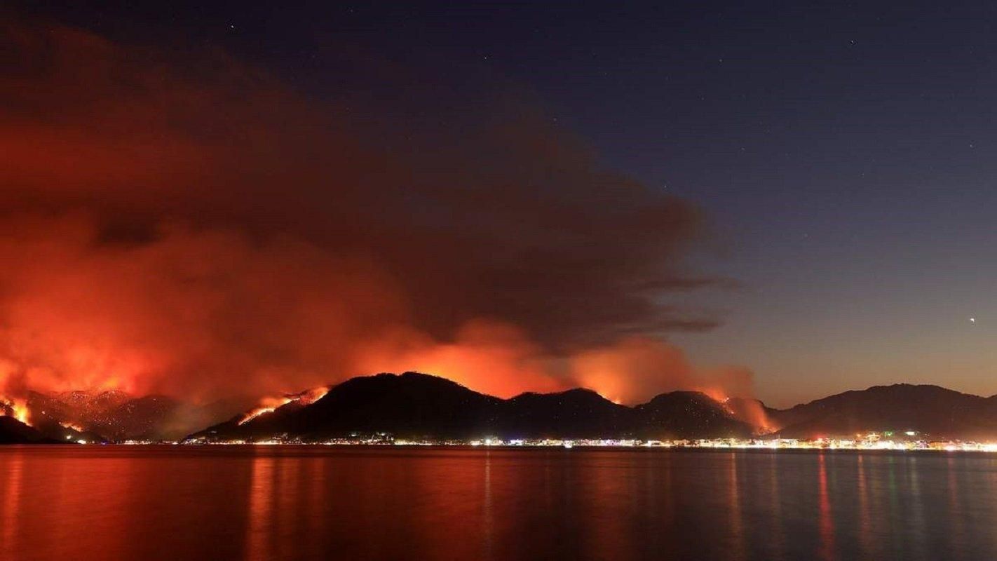 Пожежі у Туреччині: заарештували 7 підозрюваних у підпалах лісів