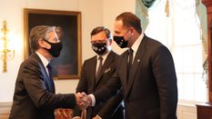 Кулеба прокомментировал сближение с Пекином – Голос Америки Кулеба прокомментировал сближение с Пекином – Голос Америки
