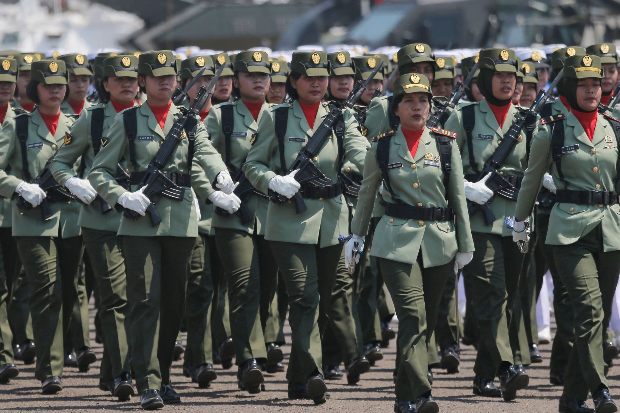 Армія Індонезії скасувала для жінок тест на невинність