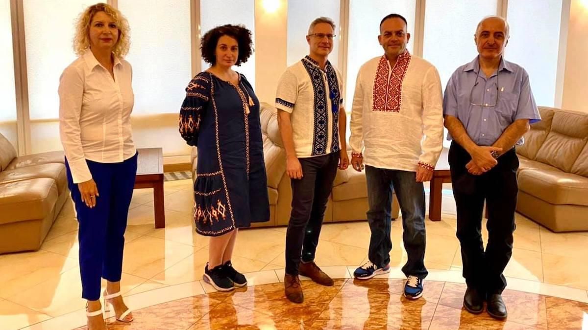 Новий посол Ізраїлю в Україні прибув до Києва: що про нього відомо Новий посол Ізраїлю в Україні прибув до Києва: що про нього відомо