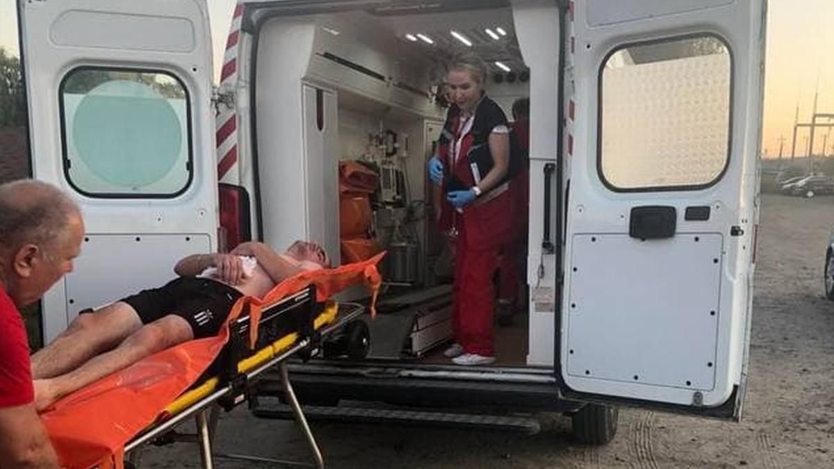 Під Києвом чоловік штрикнув хлопця ножем у груди Під Києвом чоловік штрикнув хлопця ножем у груди