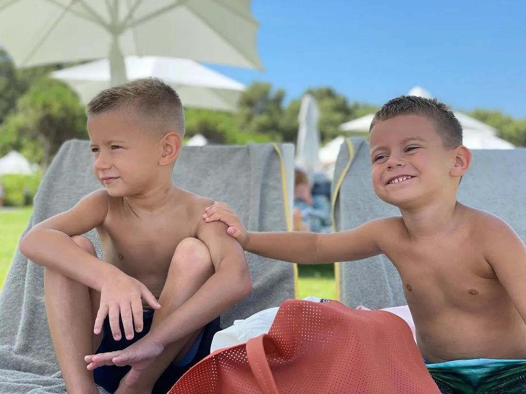 Сина Монатіка на відпочинку Сина Монатіка на відпочинку