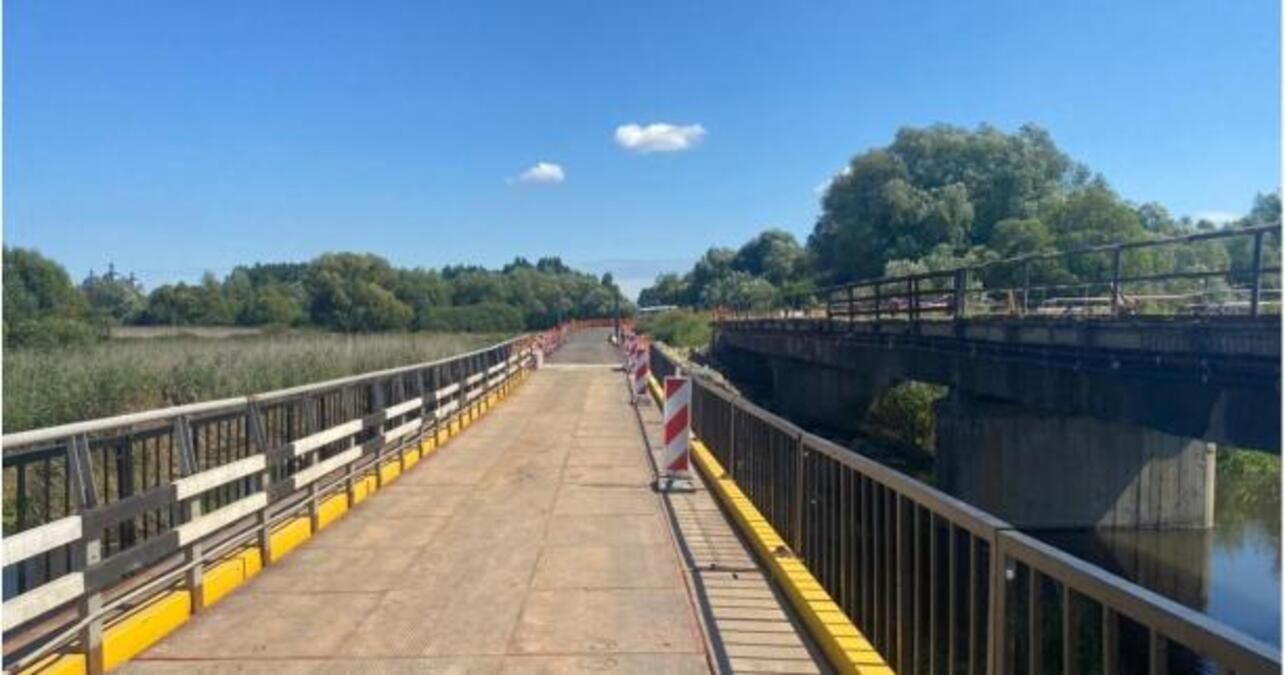 На трассе Львов - Луцк установили временный мост: проезд позволили не всем 