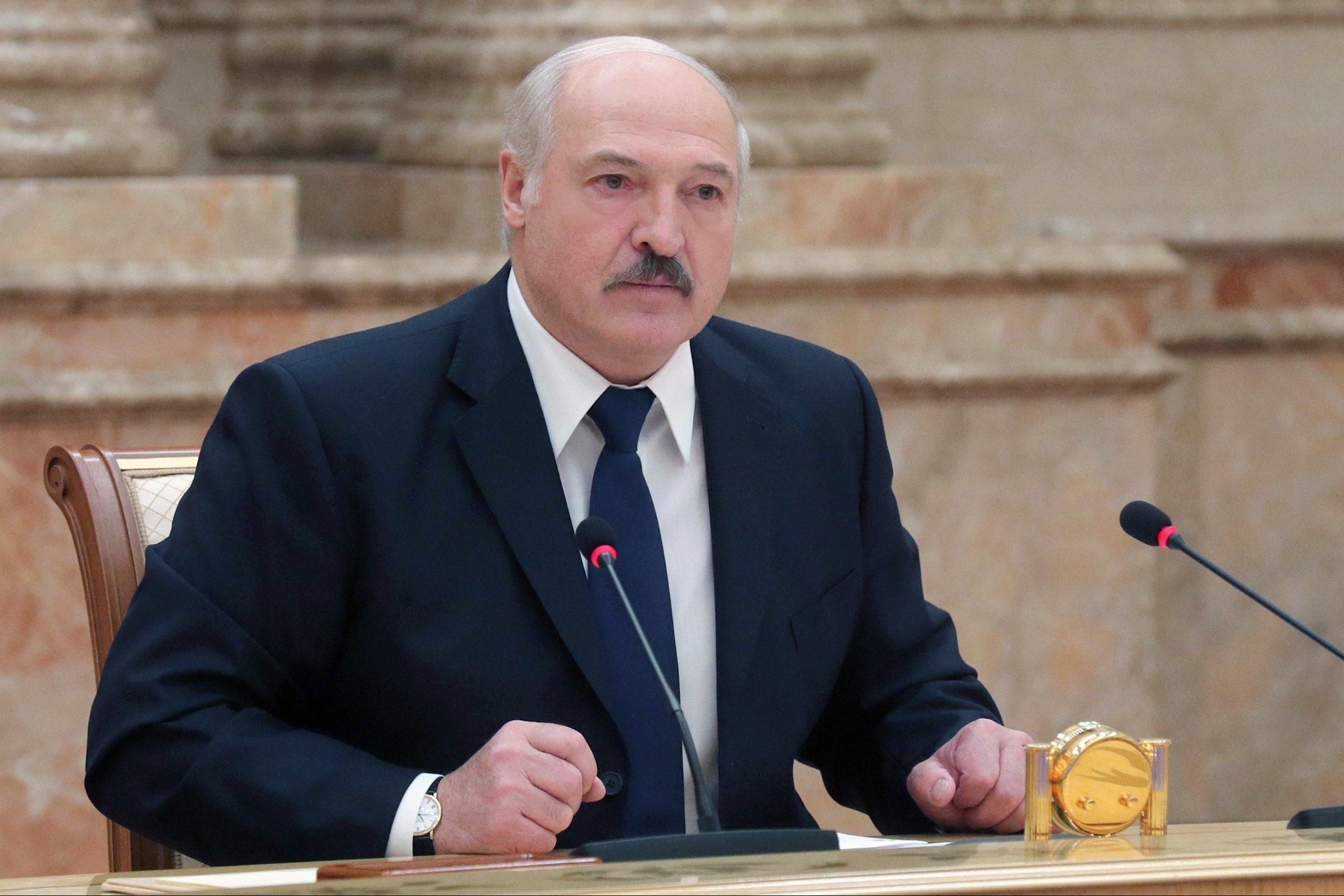 Лукашенко: Поставили бы с Путиным Украину на колени, если бы хотели