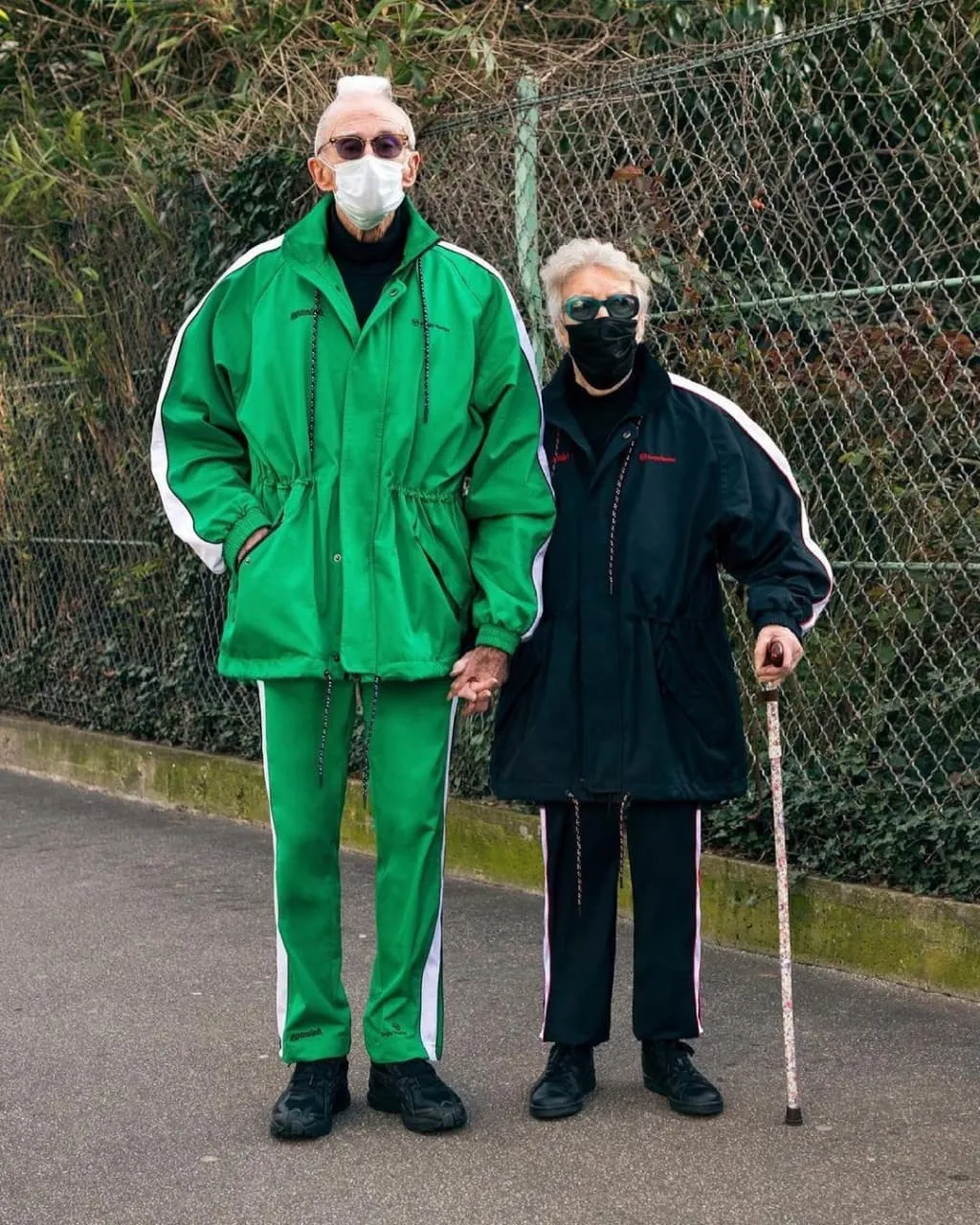 Стильна французьке подружжя Стильна французьке подружжя