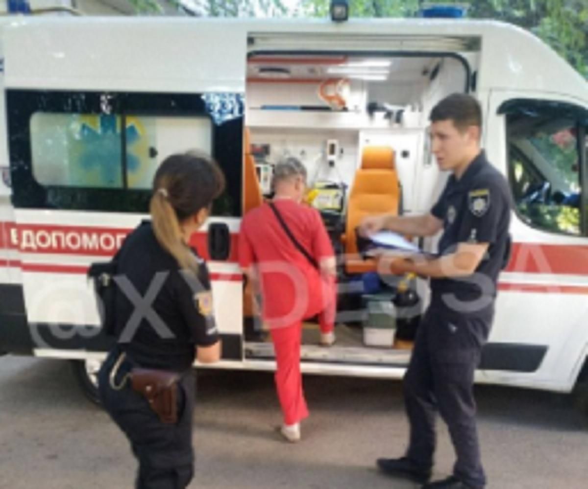 В Одесі обірвався ліфт з людьми 9 серпня 2021: фото, відео В Одесі обірвався ліфт з людьми 9 серпня 2021: фото, відео