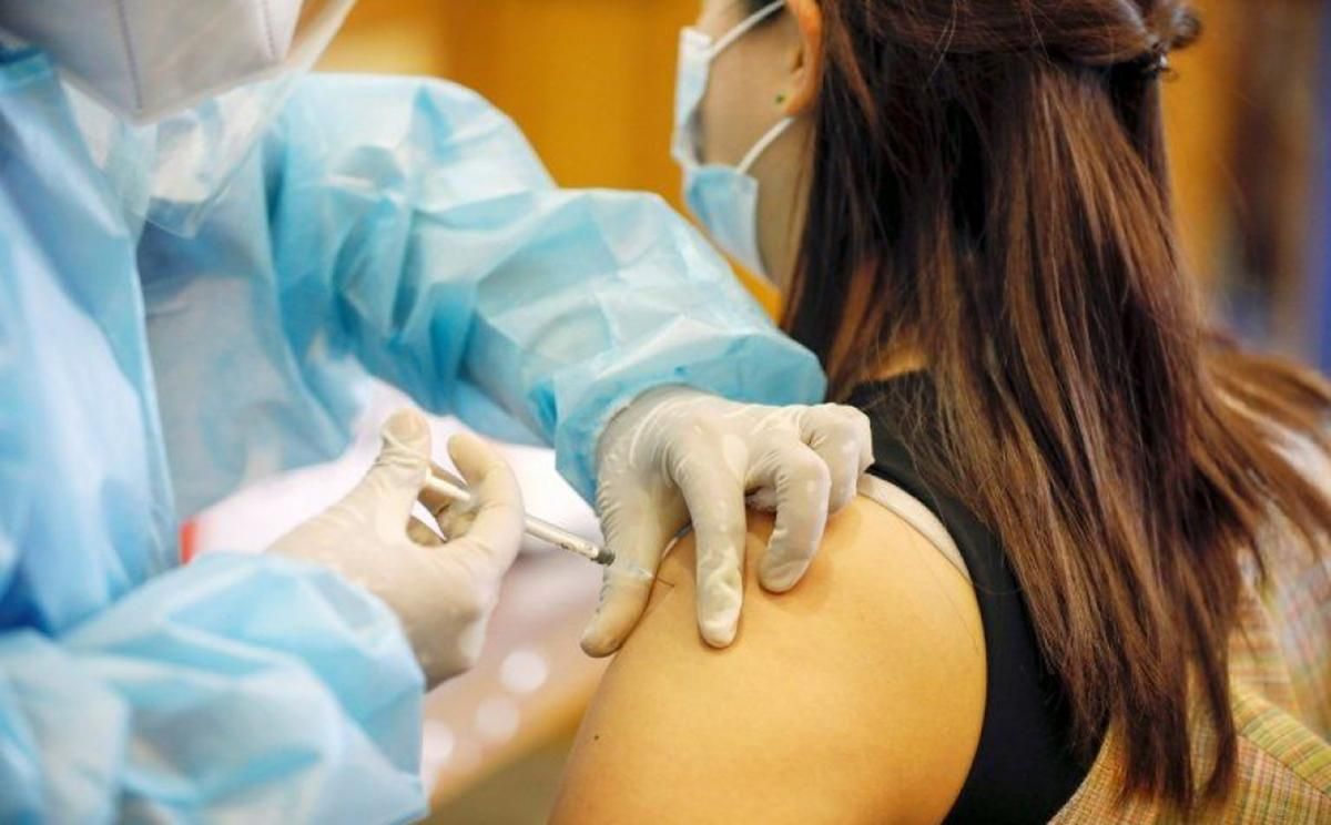 В Ивано-Франковске 30% учителей отказались от вакцинации