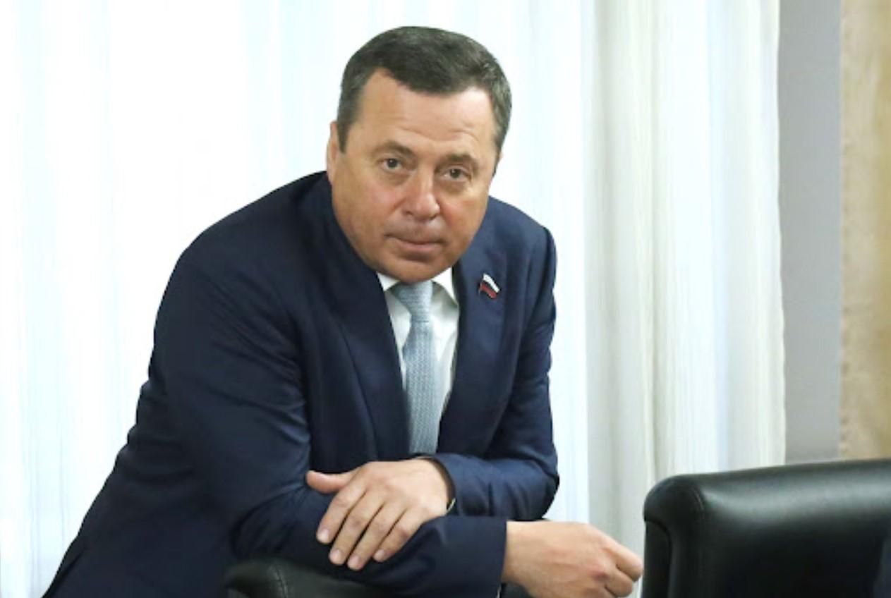 У Росії депутат стріляв у ведмедя, але смертельно поранив чоловіка У Росії депутат стріляв у ведмедя, але смертельно поранив чоловіка