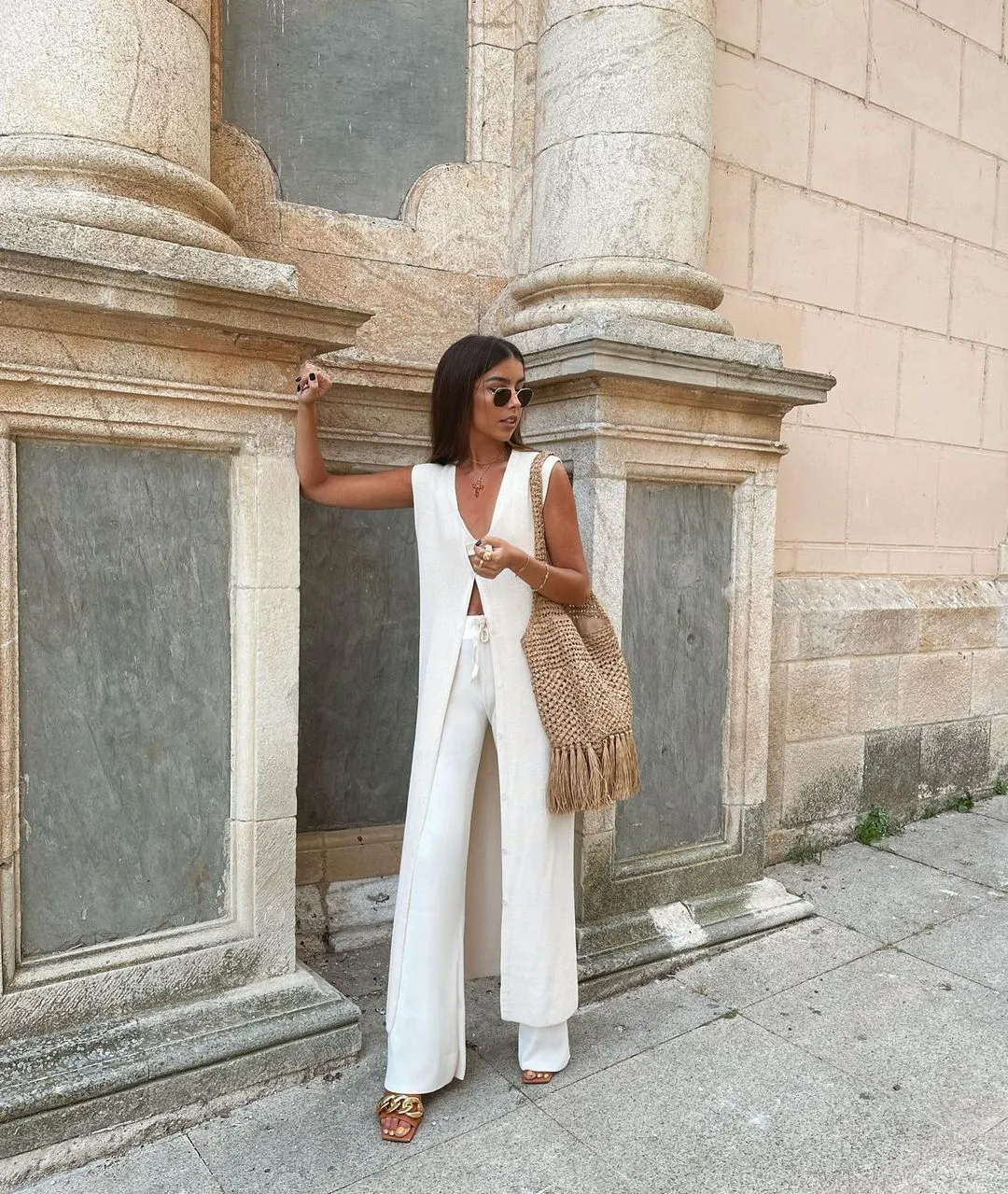 Модні образи з білими штанами Модні образи з білими штанами