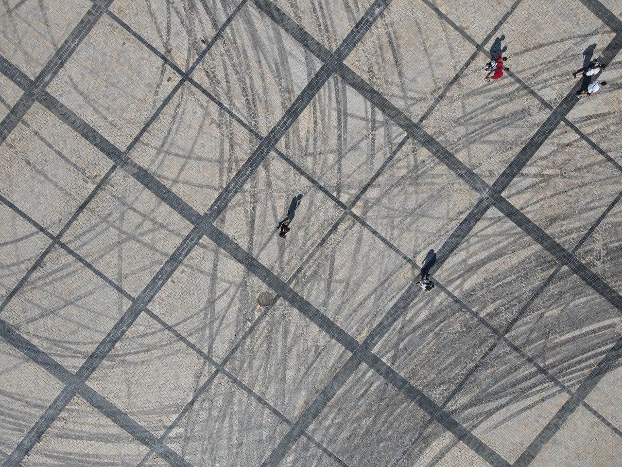 Прокуратура підрахувала суму збитків через дрифт на Софійській площі Прокуратура підрахувала суму збитків через дрифт на Софійській площі