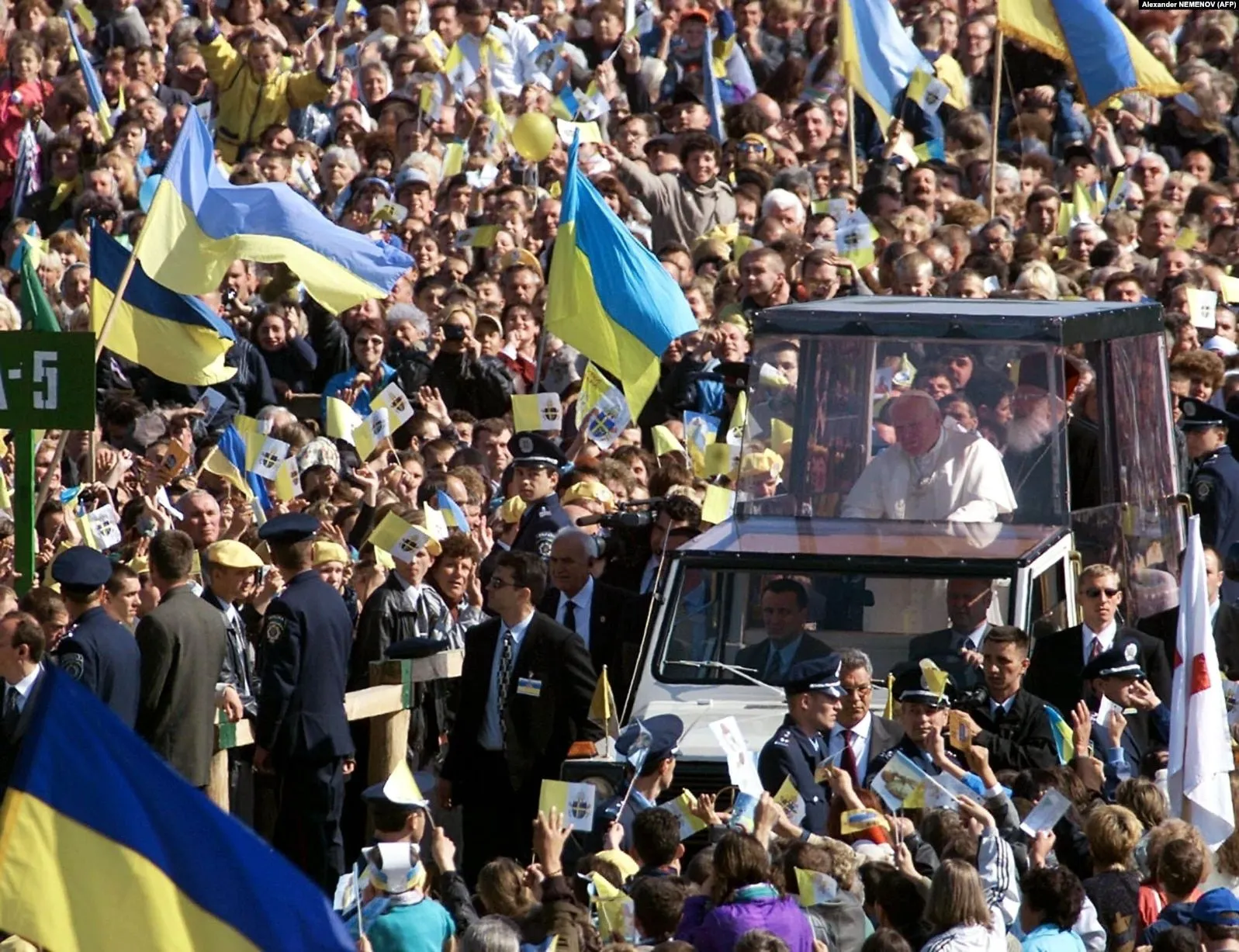 Папа Римський в Україні