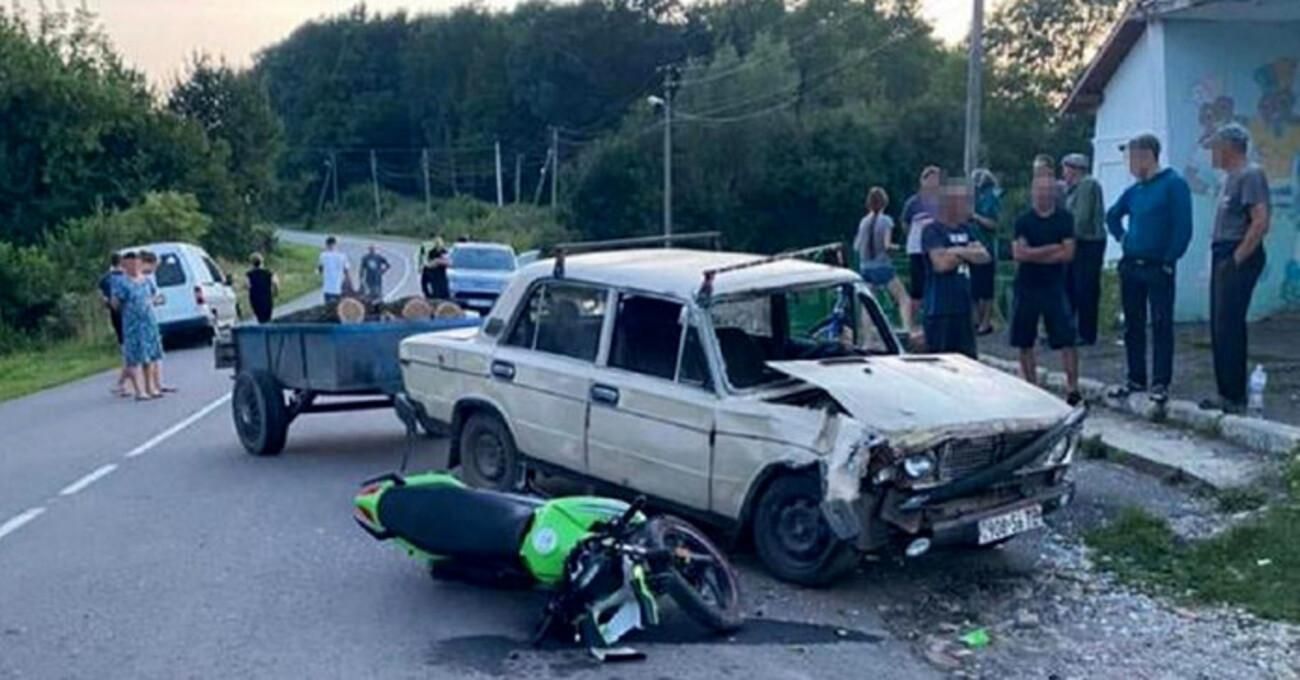 На Львовщине мотоцикл влетел в ВАЗ: 17-летняя девушка получила перелом таза - фото На Львовщине мотоцикл влетел в ВАЗ: 17-летняя девушка получила перелом таза - фото