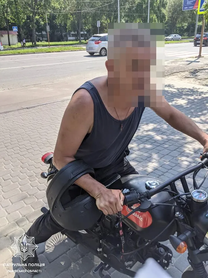 У Львові мотоцикліста двічі за рік спіймали п'яним за кермом: фото
