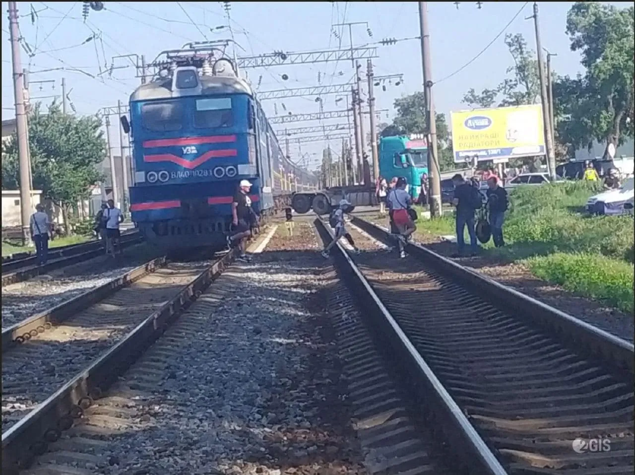 Поїзд врізався у вантажівку Одеса 11.08.2021