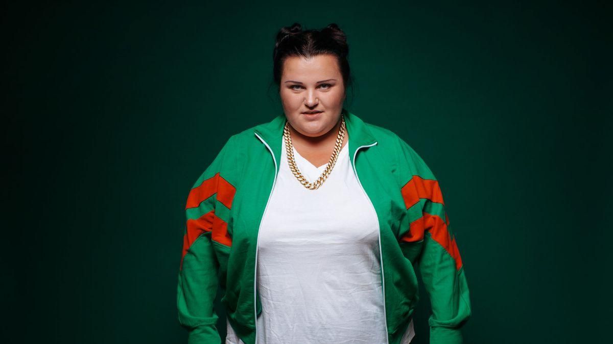 Через дрифт на Софійській площі: Alyona Alyona викликали у поліцію Через дрифт на Софійській площі: Alyona Alyona викликали у поліцію