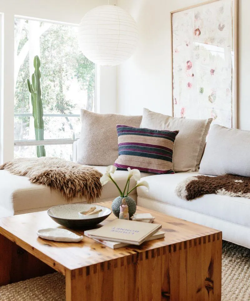 Світлі та затишні вітальні для натхнення Світлі та затишні вітальні для натхнення