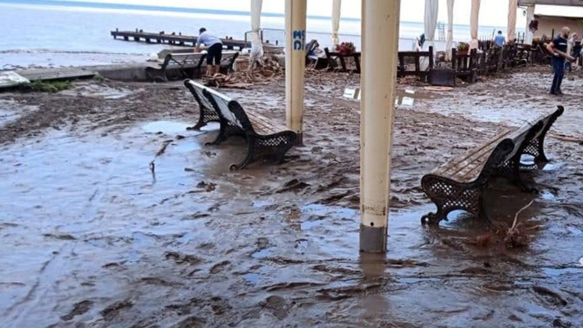 Окупований Крим чекають аномальні зливи: можуть бути нові потопи