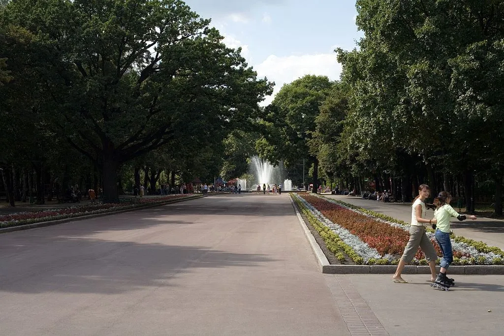 Сад Шевченка Яз змінився за часи Незалежності 30 років Україні