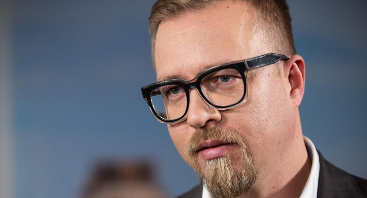 Интервью с Тизенгаузеном о политиках и репутации Интервью с Тизенгаузеном о политиках и репутации