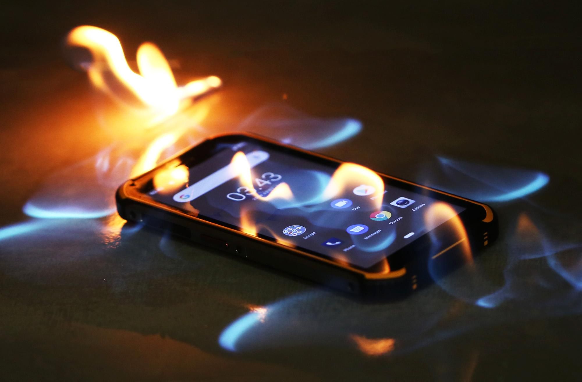 Почему ваш смартфон может взорваться и как этого избежать