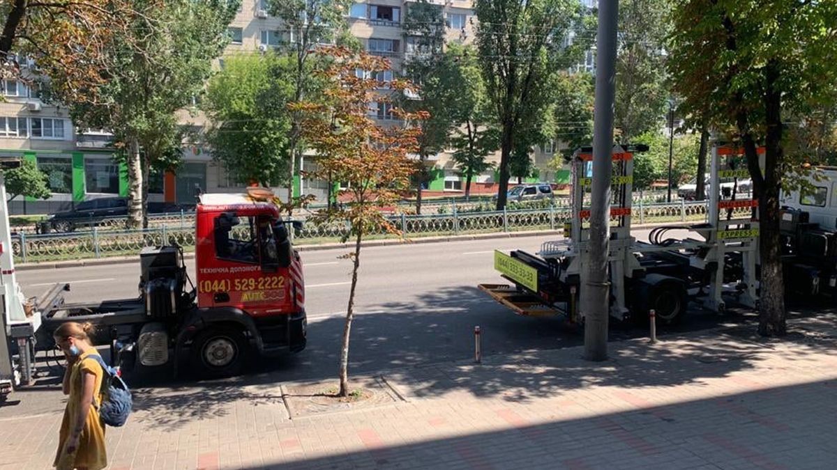 В Ібісі заявили, що мають дозвіл на паркування, а їх директор – жертва