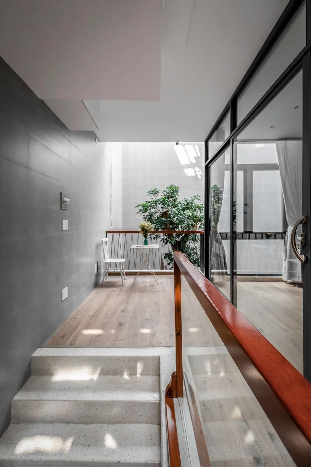 Бюджетна архітектура, яка створює особливий зв'язок людини з природою Бюджетна архітектура, яка створює особливий зв'язок людини з природою