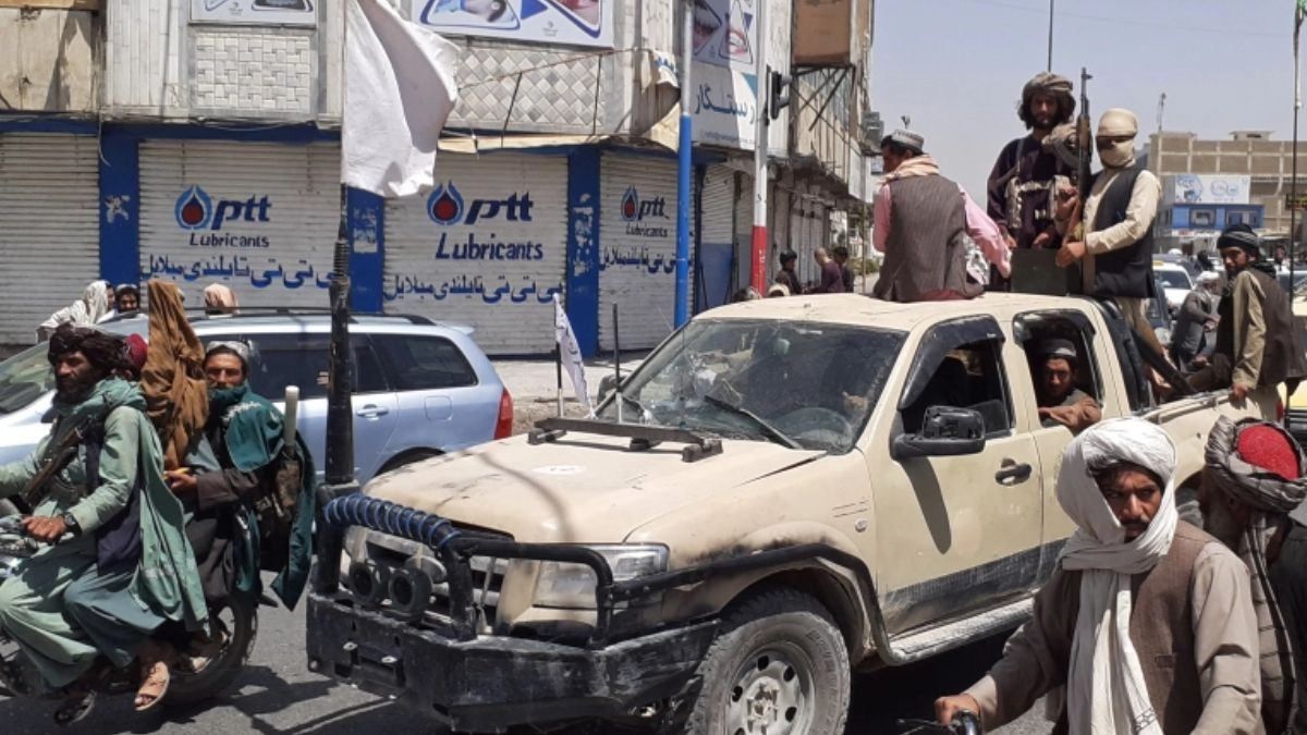 В Кабул осталось 50 километров: талибы захватили еще 5 важных городов В Кабул осталось 50 километров: талибы захватили еще 5 важных городов