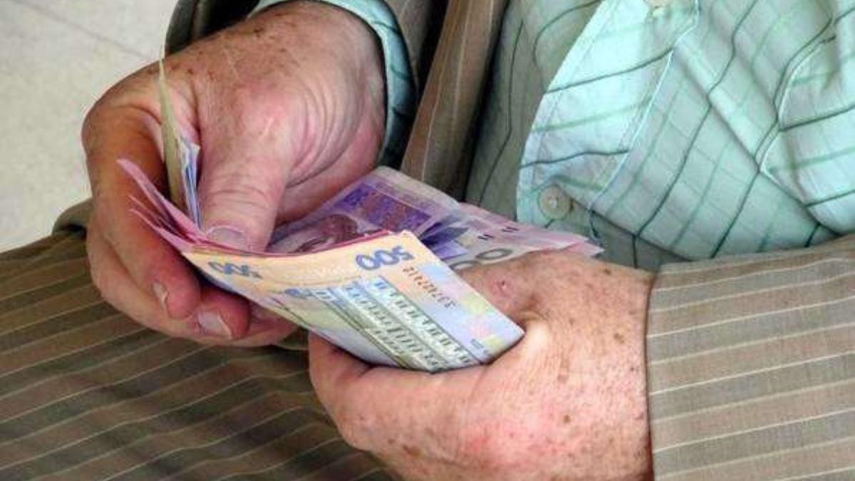 На внука: українці виманювали гроші у польських пенсіонерів