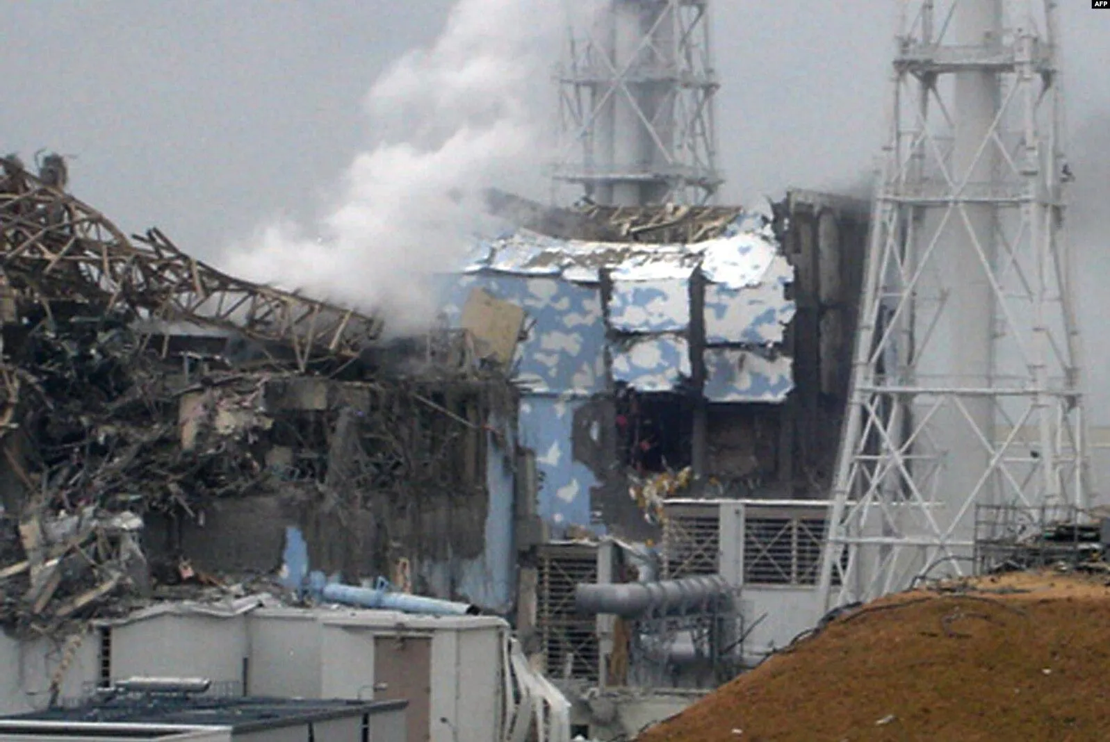 Аэс фукусима последствия. АЭС Фукусима-1. Авария на АЭС Фукусима. Фукусима 1 авария.