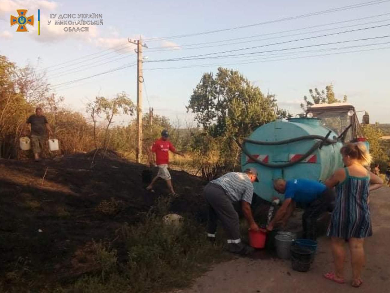 На Миколаївщині пенсіонерка влаштувала пожежу в селі