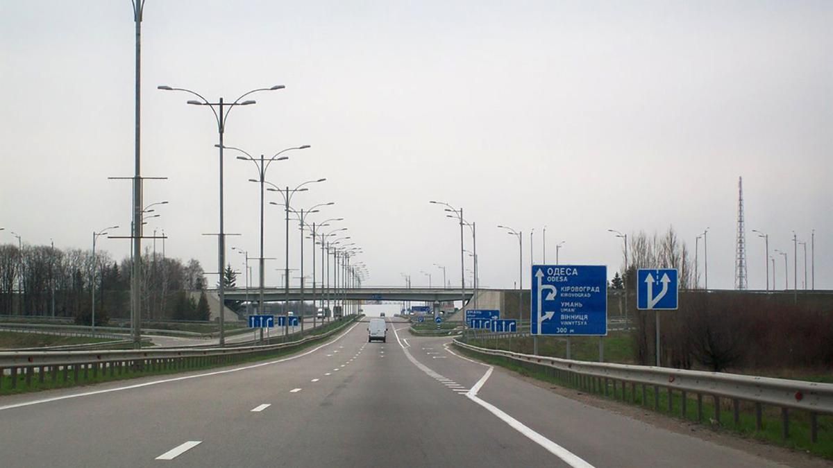 Аварія 6 авто на трасі Одеса – Київ 15.08.2021: є потерпілий Аварія 6 авто на трасі Одеса – Київ 15.08.2021: є потерпілий