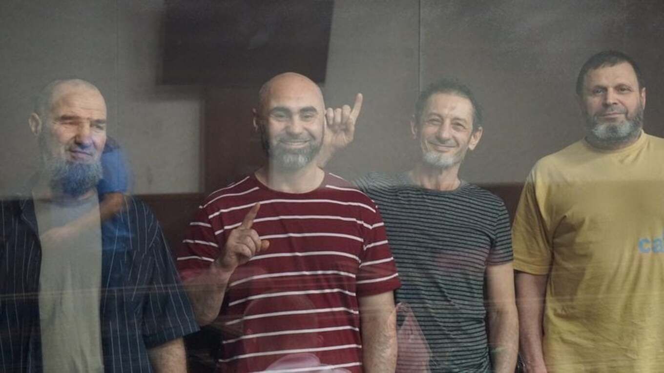 61 рік колонії суворого режиму на чотирьох: Росія оголосили вирок у "справі Хізб ут-Тахрір" - Новини росії - 24 Канал 61 рік колонії суворого режиму на чотирьох: Росія оголосили вирок у "справі Хізб ут-Тахрір" - Новини росії - 24 Канал