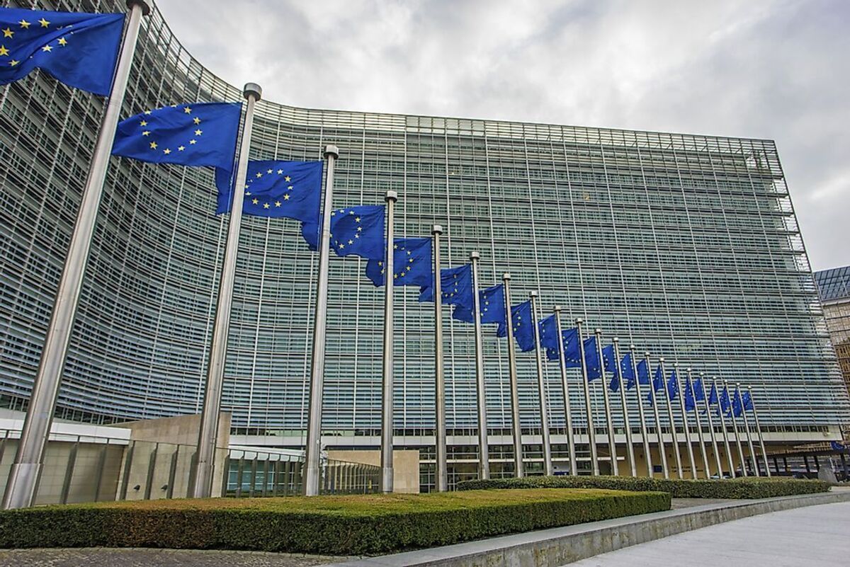ЄС збирається на екстрене засідання через Афганістан: хочуть надати притулок біженцям - 24 Канал