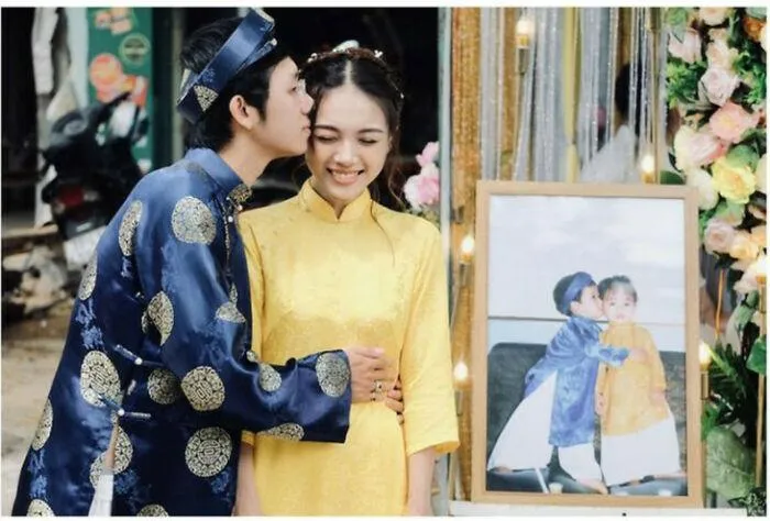 Люди повторяют свои фото через много лет Люди повторяют свои фото через много лет