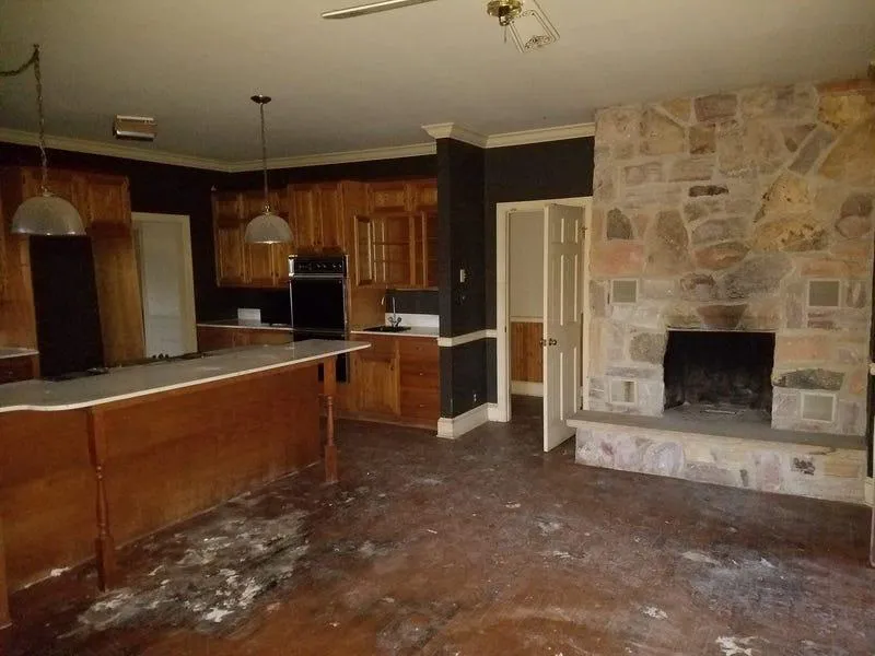 6 закинутих приміщень, які вдалося перетворити у затишні оселі 6 закинутих приміщень, які вдалося перетворити у затишні оселі