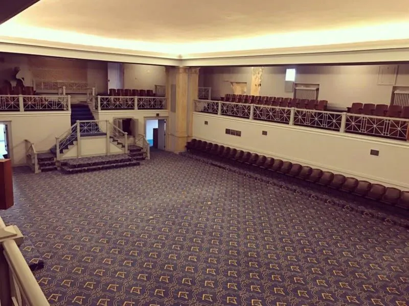 6 закинутих приміщень, які вдалося перетворити у затишні оселі 6 закинутих приміщень, які вдалося перетворити у затишні оселі