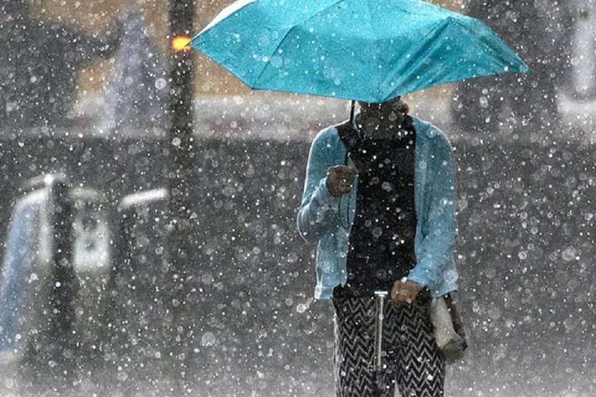 Україна – у полоні холодного атмосферного фронту: де погіршиться погода - 24 Канал Україна – у полоні холодного атмосферного фронту: де погіршиться погода - 24 Канал