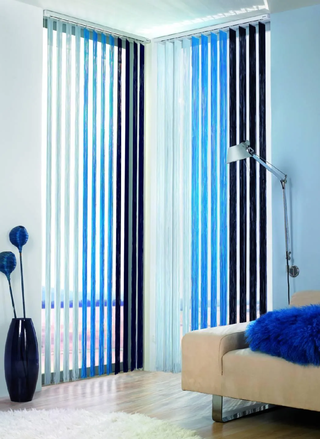 Яскраві штори з нитки Яскраві штори з нитки