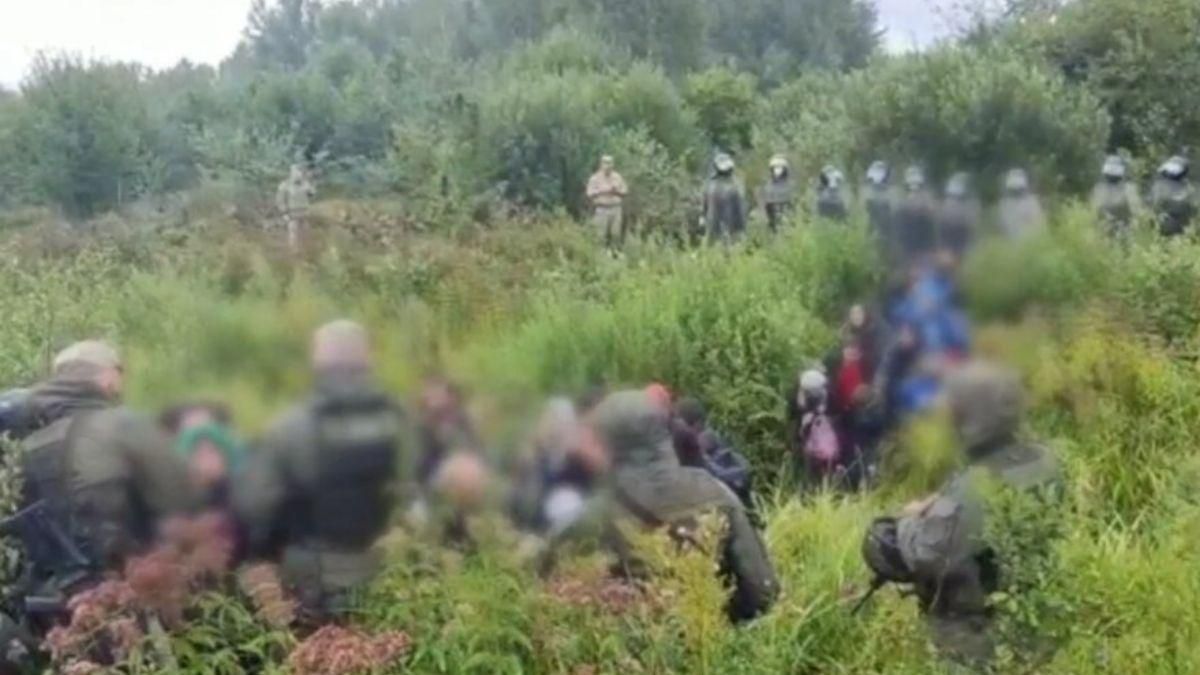 Вслед за мигрантами: белорусские пограничники незаконно попали в Литву Вслед за мигрантами: белорусские пограничники незаконно попали в Литву