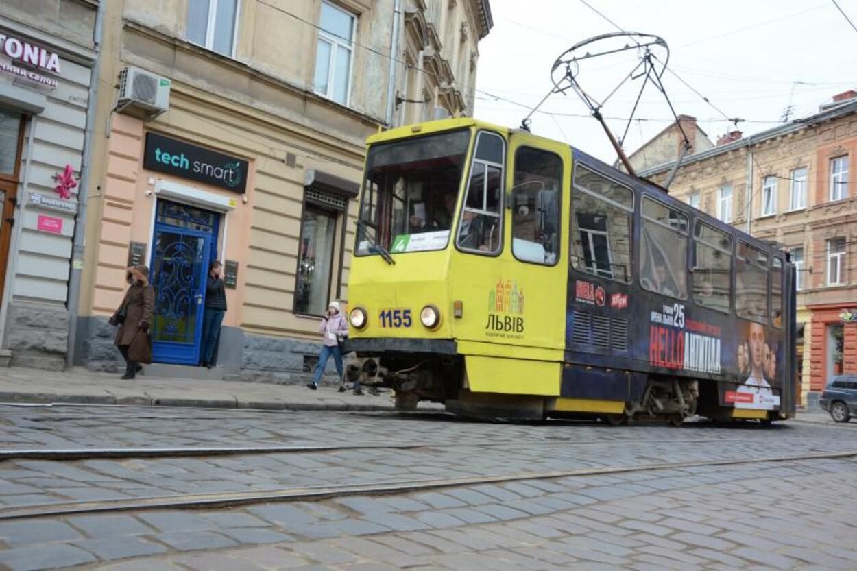 Во Львове на Лычаковской ограничат движение транспорта: трамваи временно не будут ходить