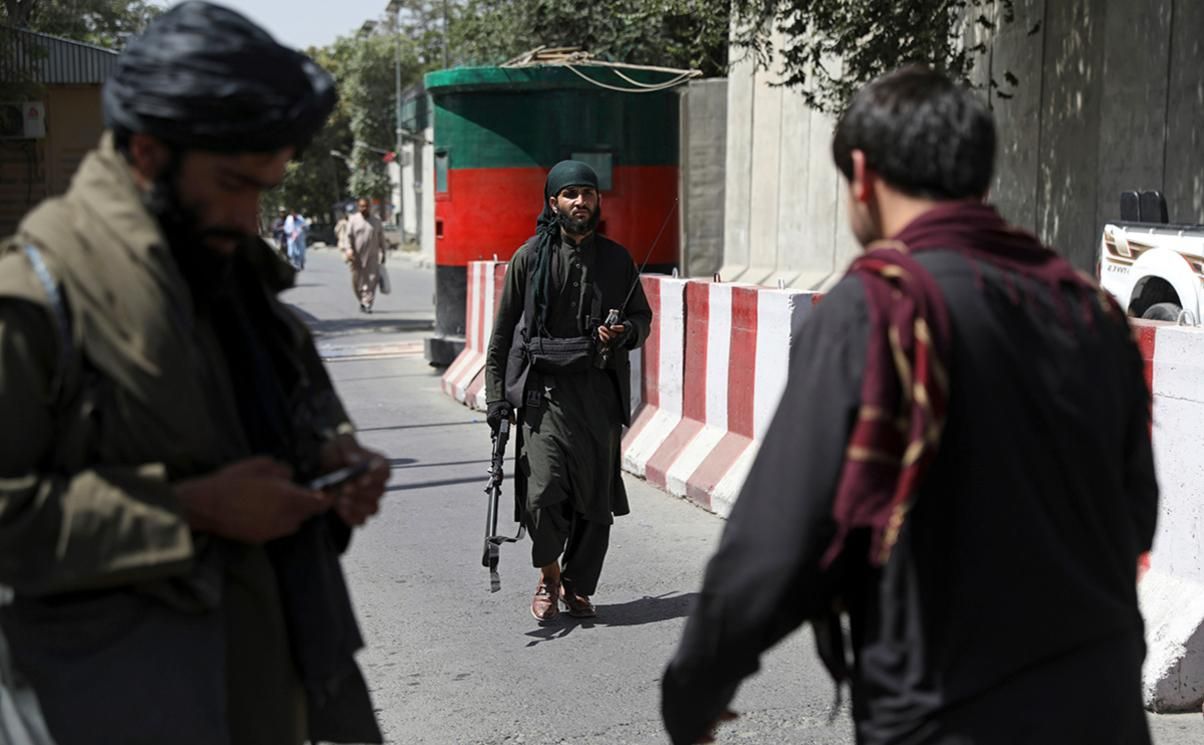 Расстрел талибами людей в Афганистане: есть погибшие и раненые