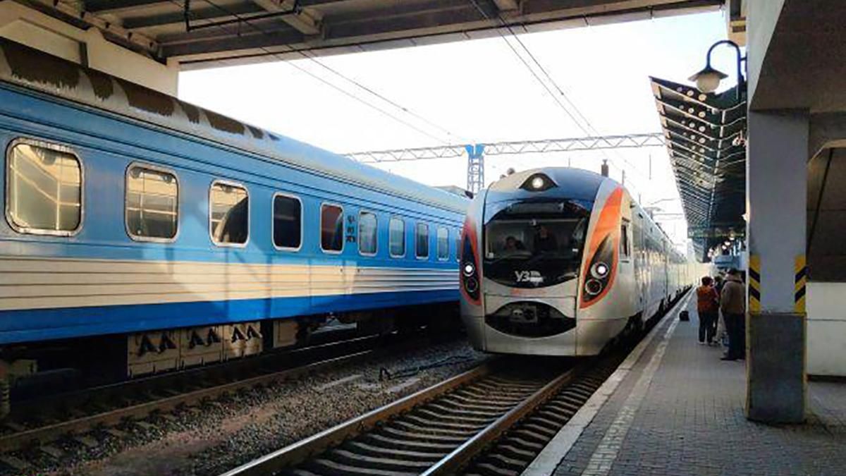 Антисанітарія повна й сантехніка в жахливому стані, – пасажирка розкритикувала потяг "Інтерсіті" - Україна новини - 24 Канал Антисанітарія повна й сантехніка в жахливому стані, – пасажирка розкритикувала потяг "Інтерсіті" - Україна новини - 24 Канал