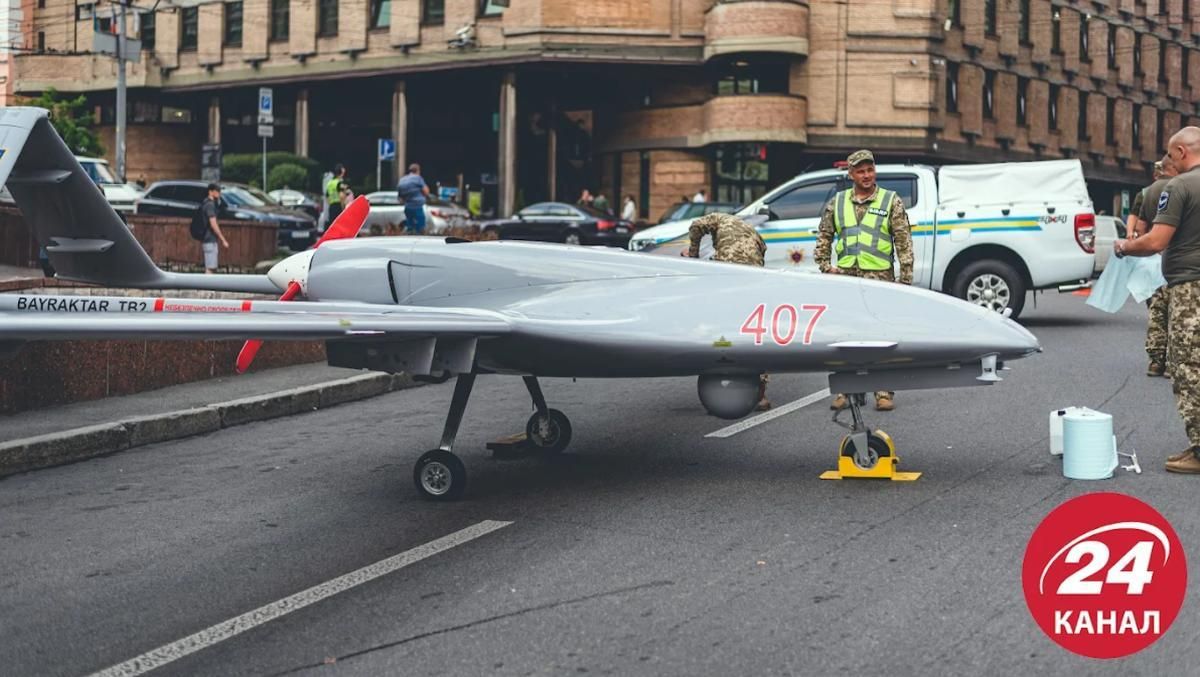У Києві відбулася репетиція параду: яскраві фото та відео - Новини Києва - Київ У Києві відбулася репетиція параду: яскраві фото та відео - Новини Києва - Київ