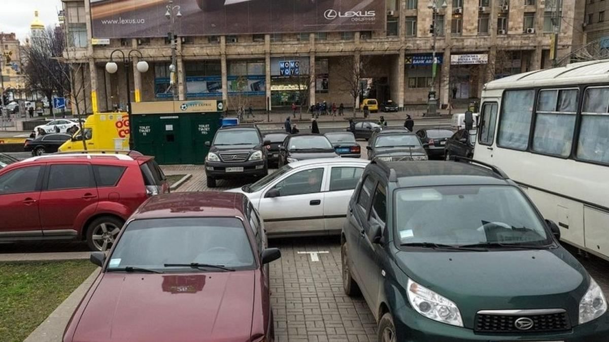 У Києві знову почали евакуйовувати автівки порушників - Новини Києва сьогодні - Київ У Києві знову почали евакуйовувати автівки порушників - Новини Києва сьогодні - Київ