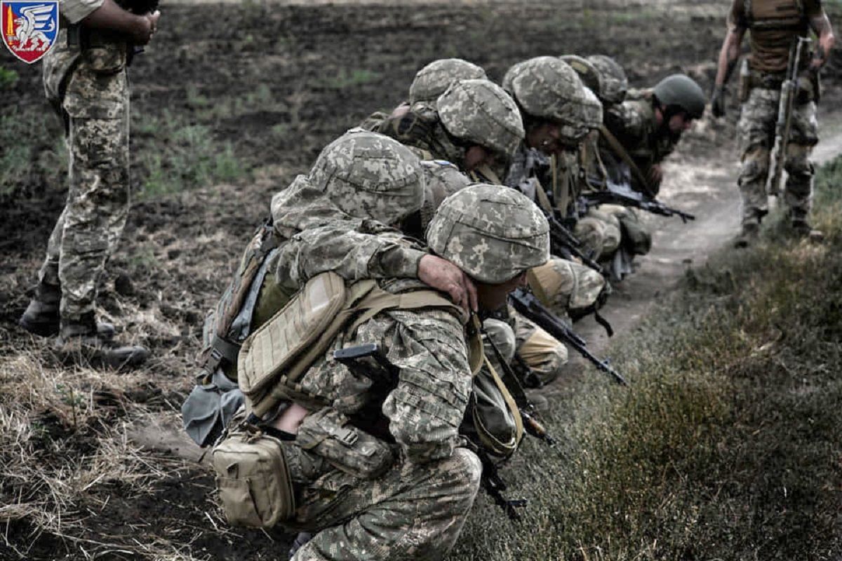 "Он посмотрел, но снайпер уже был наготове": собратья о гибели бойца из Львова "Он посмотрел, но снайпер уже был наготове": собратья о гибели бойца из Львова