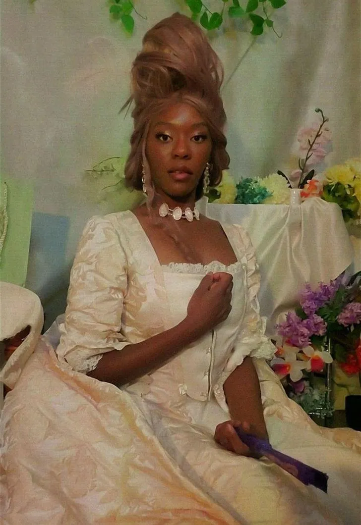 Наряд у стилі героїв серіалу Наряд у стилі героїв серіалу